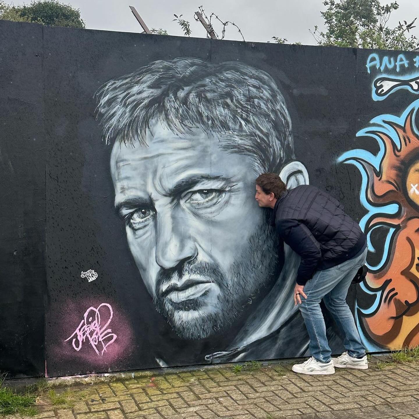 Get Gerard Butler Down to Bangor - A Success Story