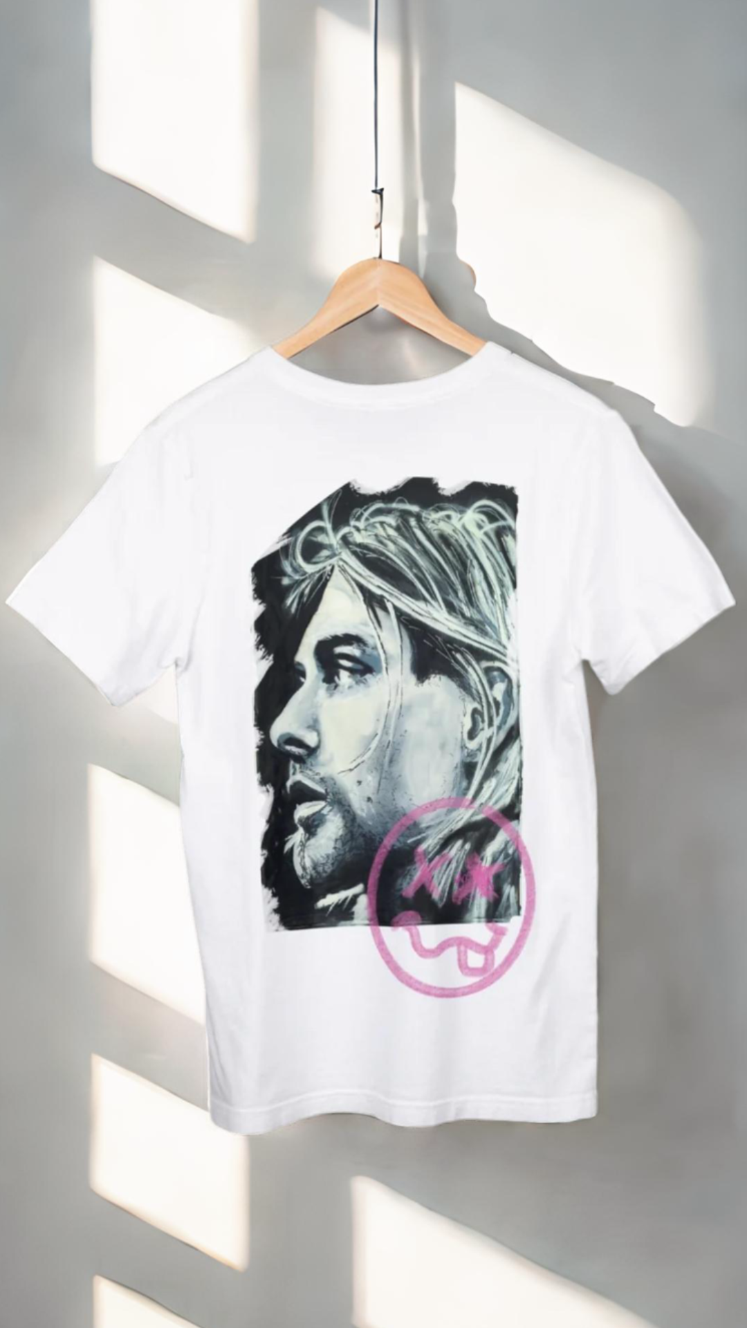 Nirvana - Kurt Loose Graphic T-shirt