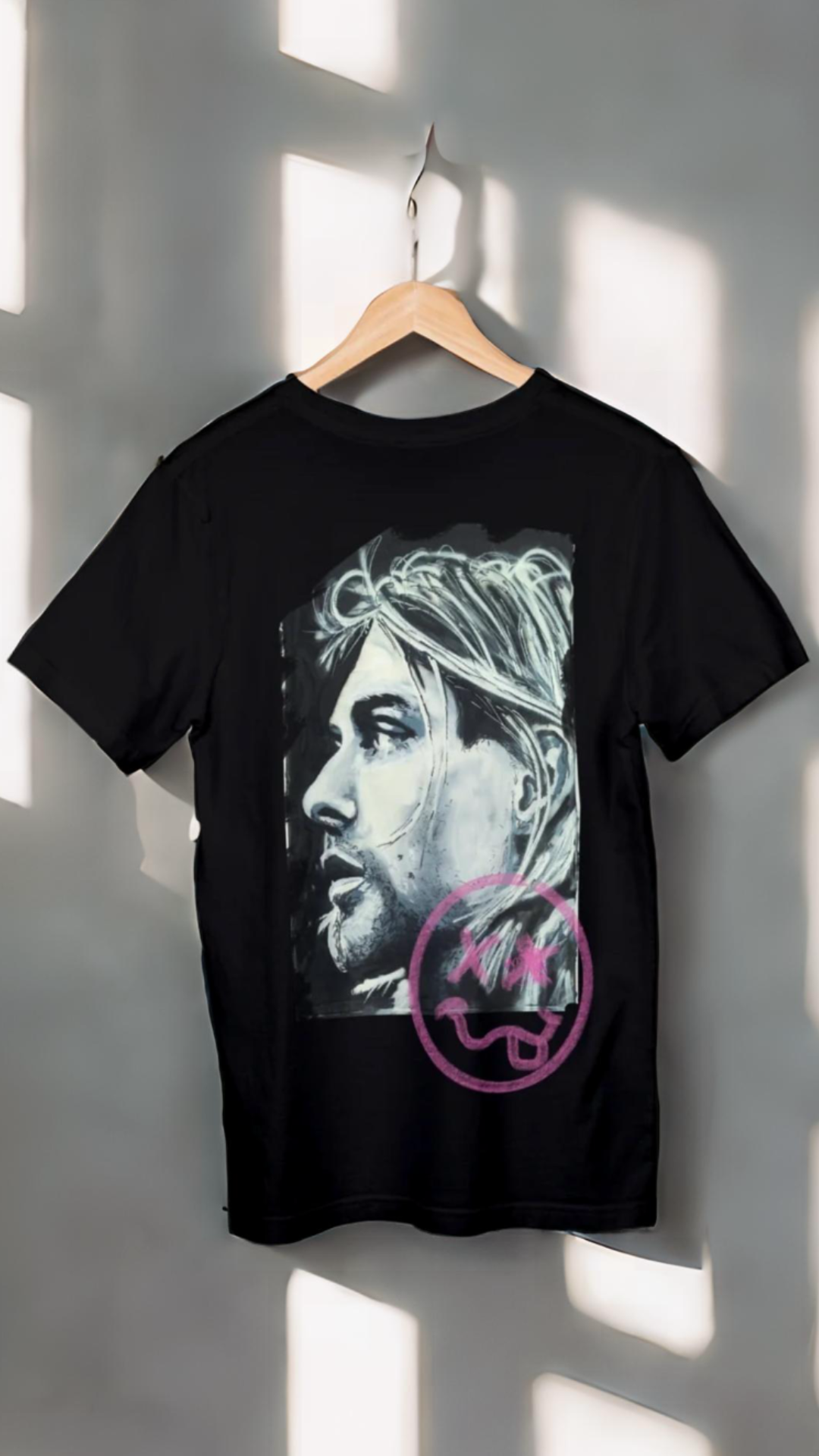 Nirvana - Kurt Loose Graphic T-shirt